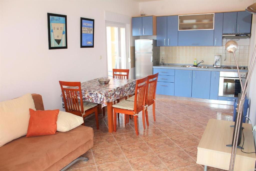 Apartment Visum พรีมอชเตน ภายนอก รูปภาพ